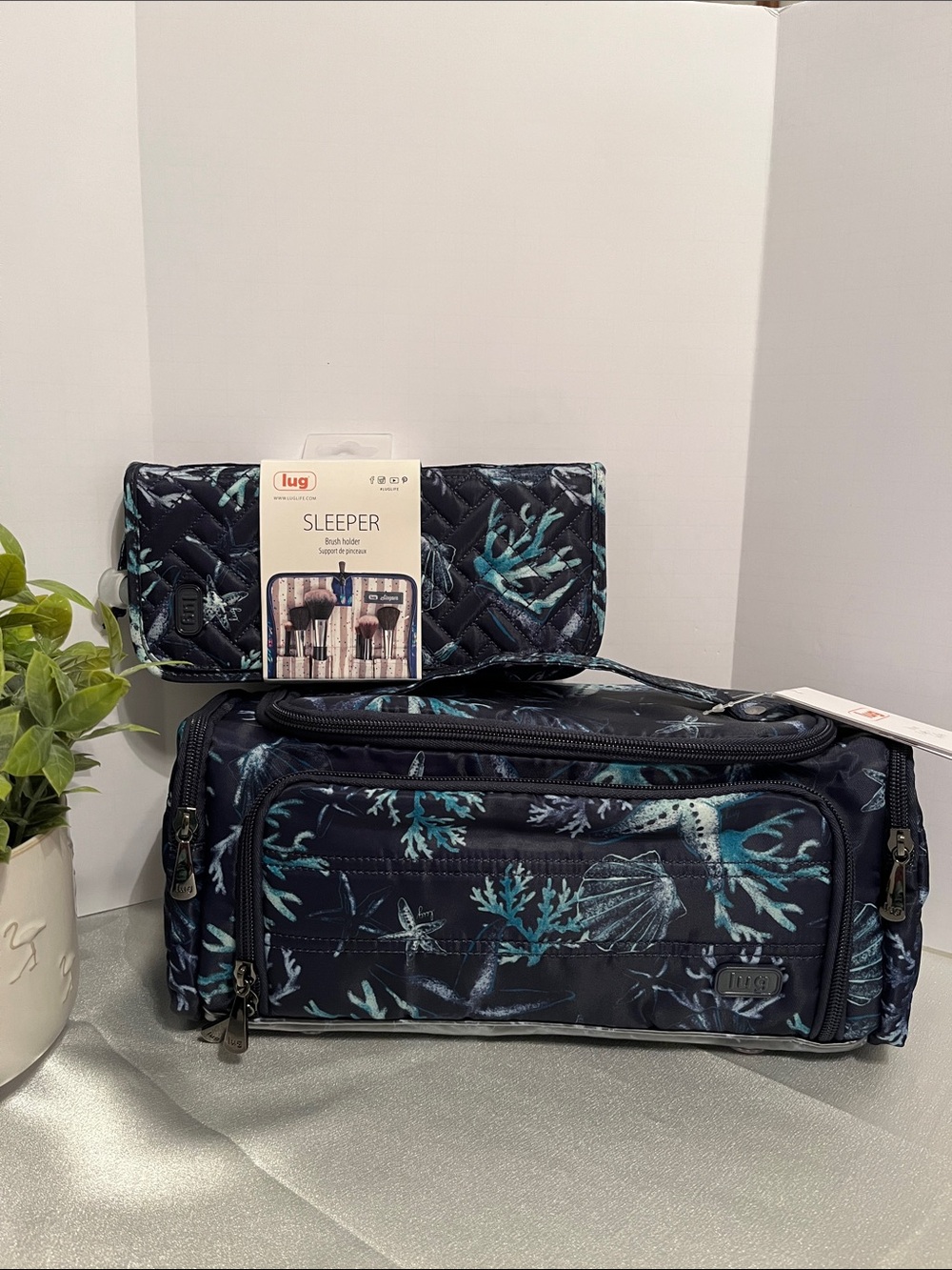 LUG - Trolley Cosmetic Case & Sleeper Brush Holder Combo- Stars and Shells Navy